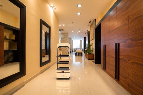 餐飲大咖吳春清入局千里眼機器人，室內(nèi)配送機器人開啟萬億級市場新篇章